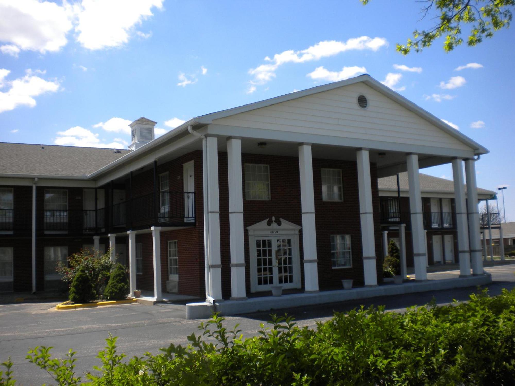 First Heritage Inn Rantoul Eksteriør bilde