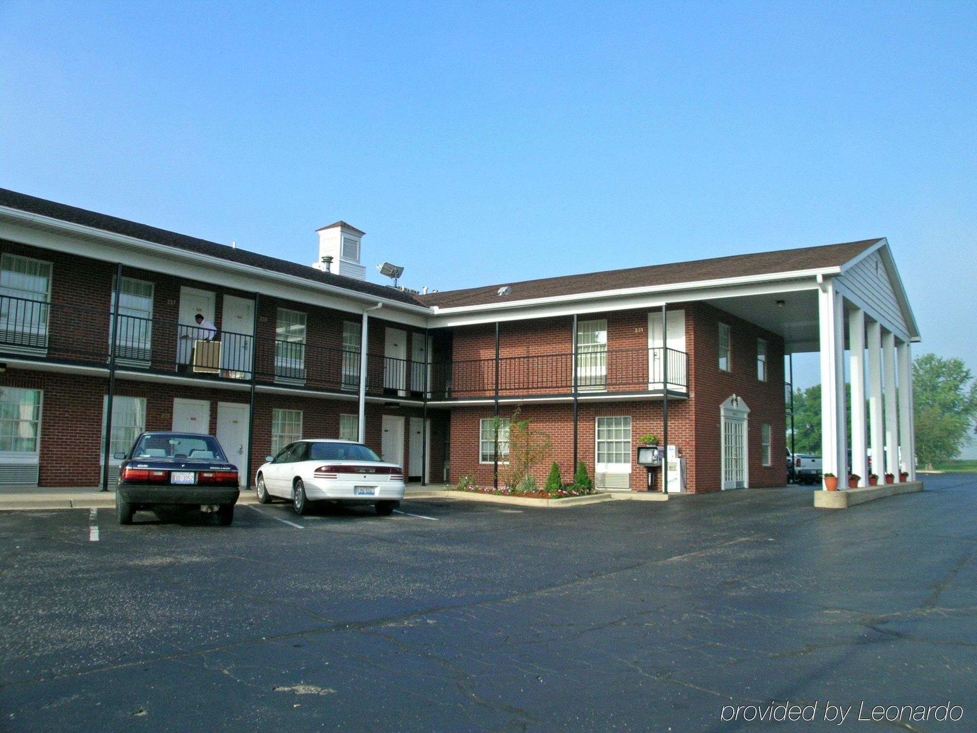 First Heritage Inn Rantoul Eksteriør bilde
